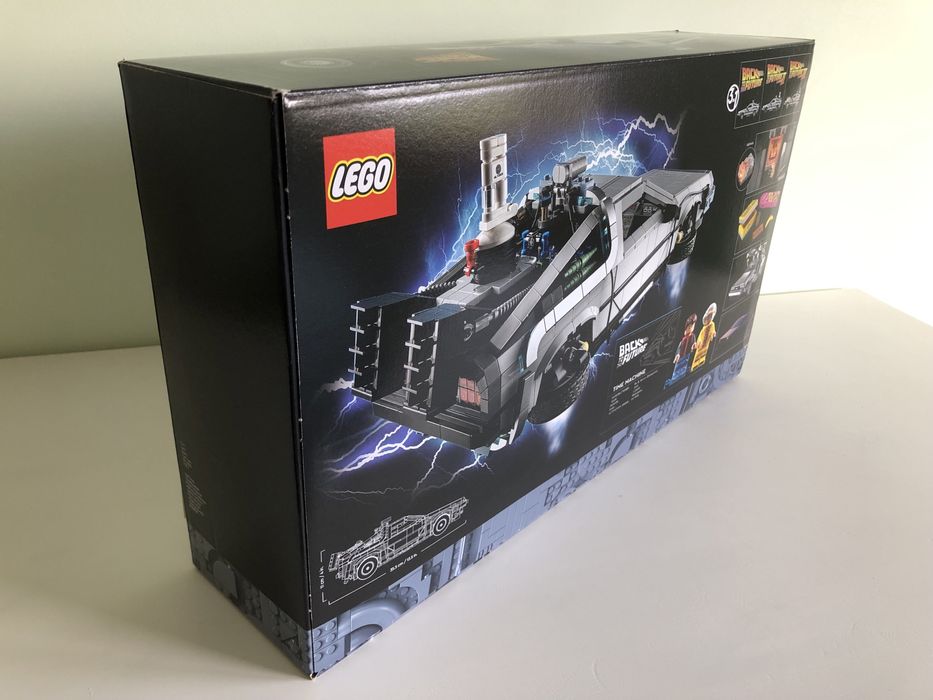 LEGO 10300 Back to Future Time Machine (NOVO SELADO)