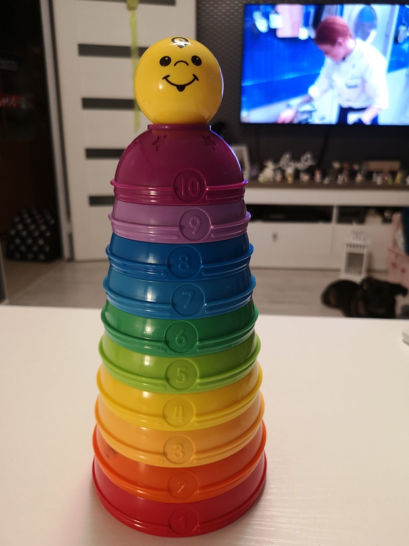 Kolorowe miseczki Fisher Price