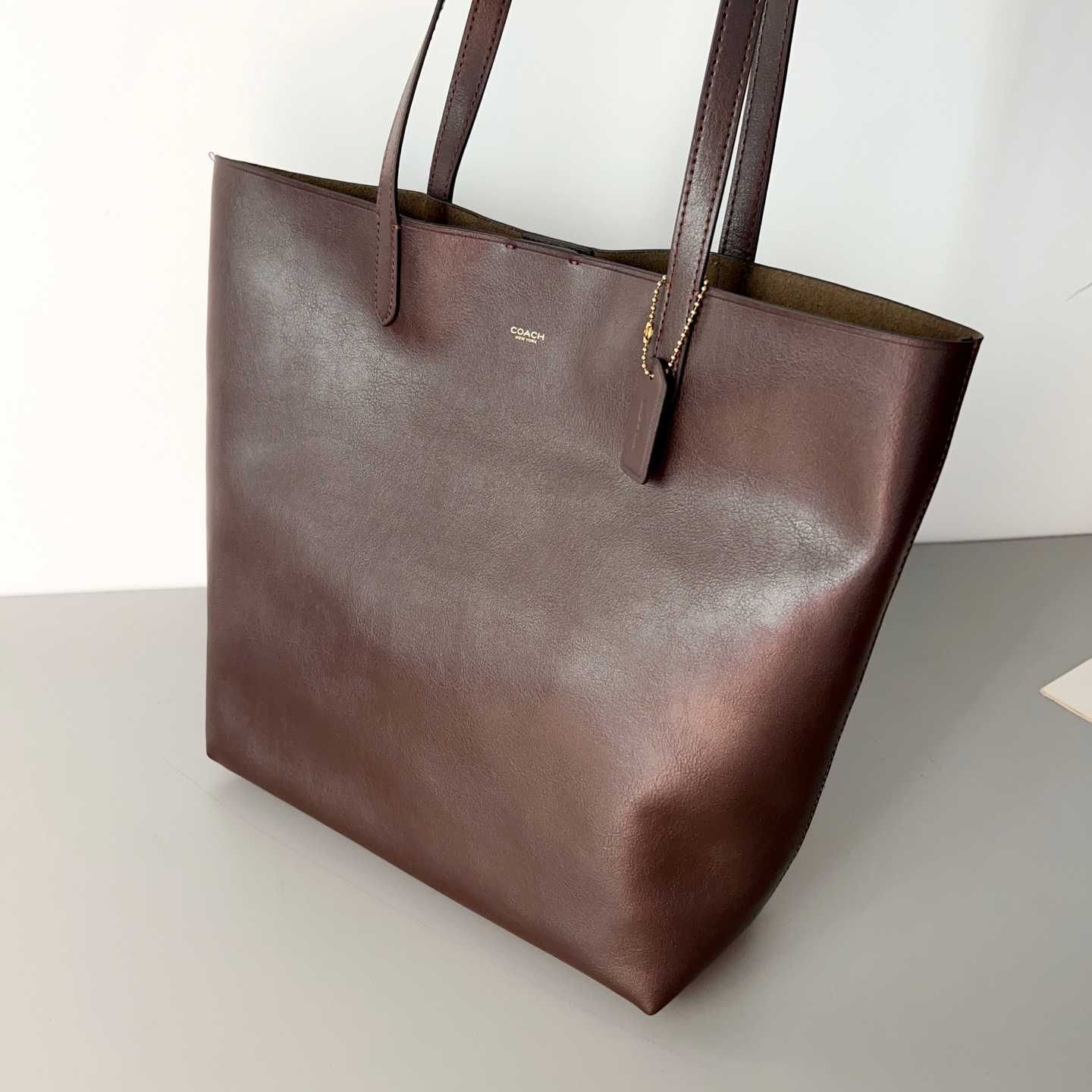 Сумка Coach Tote city темно-коричнева шкіряна