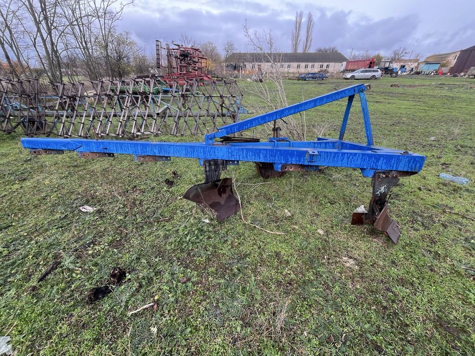 Плуг 6 корпусний