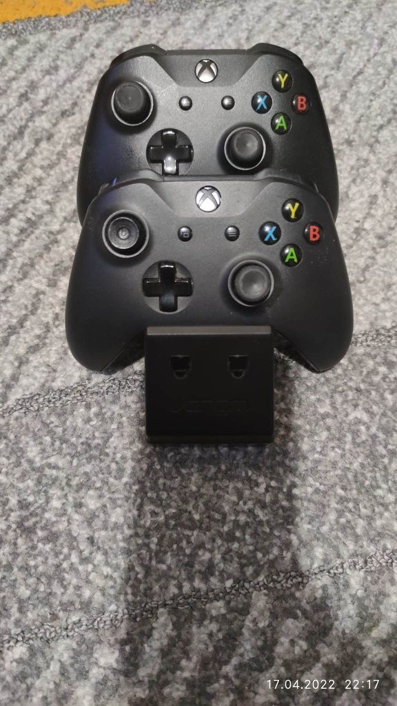 Konsola Xbox one  X 1000 Gb