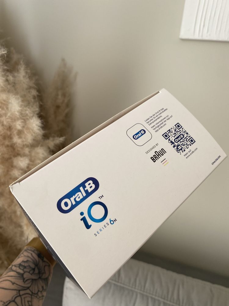 Szczoteczka magnetyczna do zębów Oral-B iO Series 6