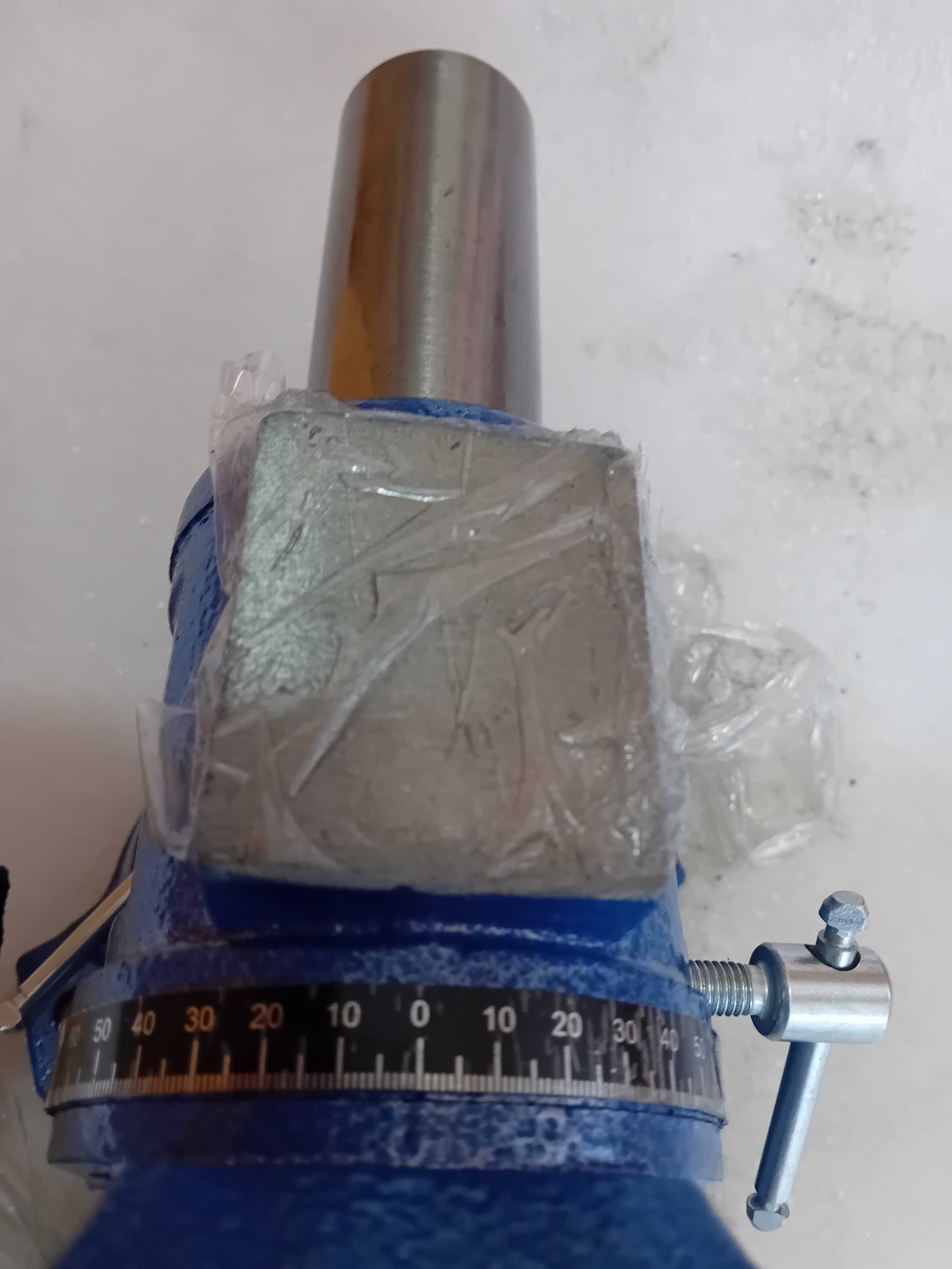 Torno de bancada multifunções