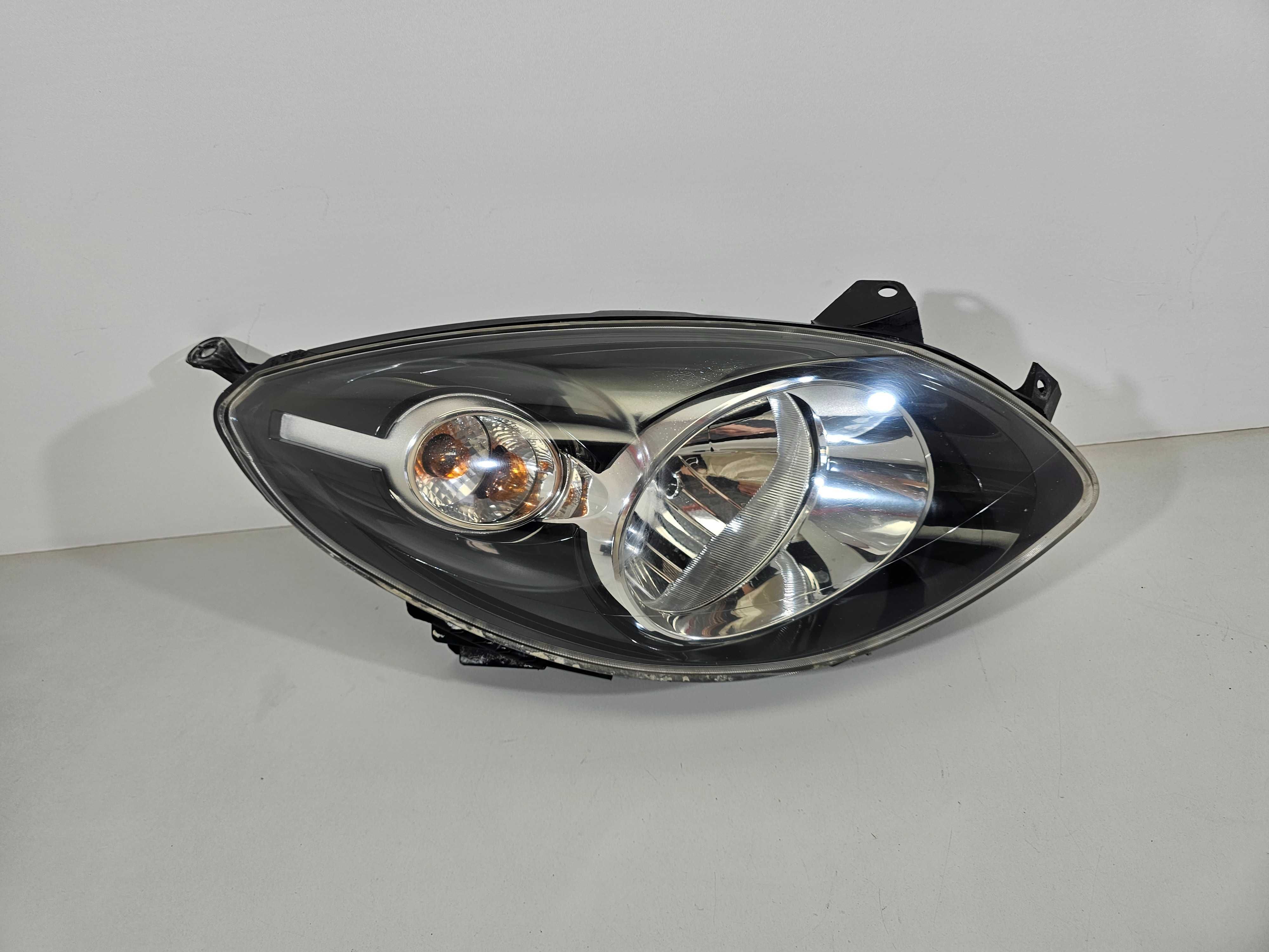 Renault Twingo II 2 06-10r. Lampa Przód Przednia Prawa Europa Stan BDB