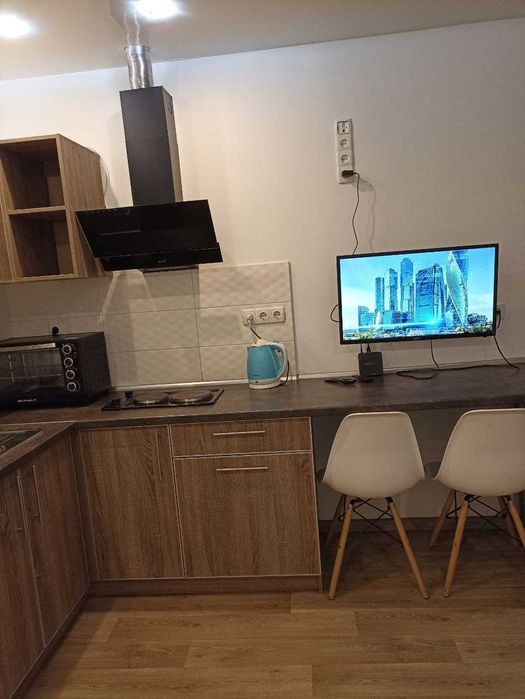 Центр.Госпіталь.м.Наукова поруч, сучасна квартира