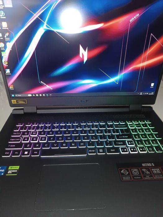 Acer Nitro An 517-55  i5-12450 RTX 3050 4 GB