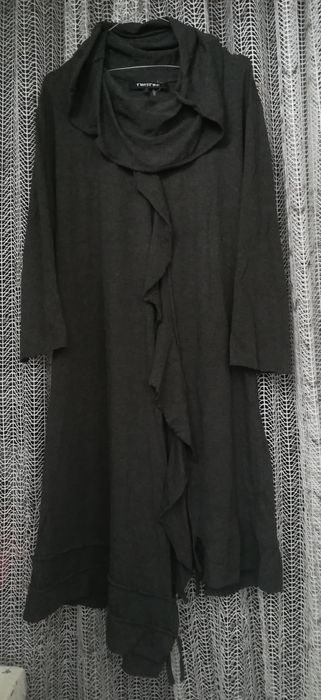 Стильное трикотажное платье