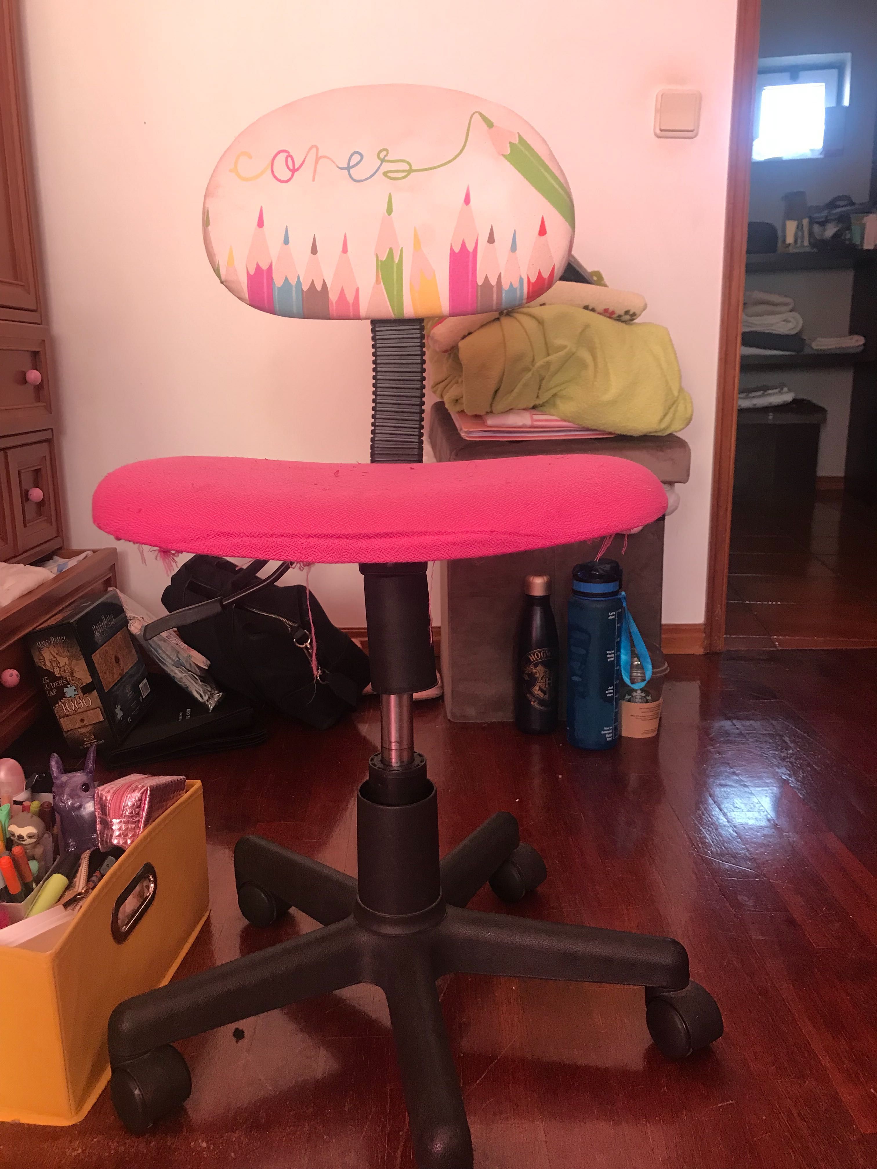 Secretaria infantil + cadeira