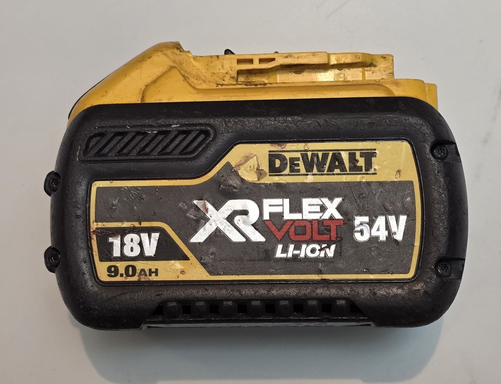 DEWALT 9Ah 100% sprawna