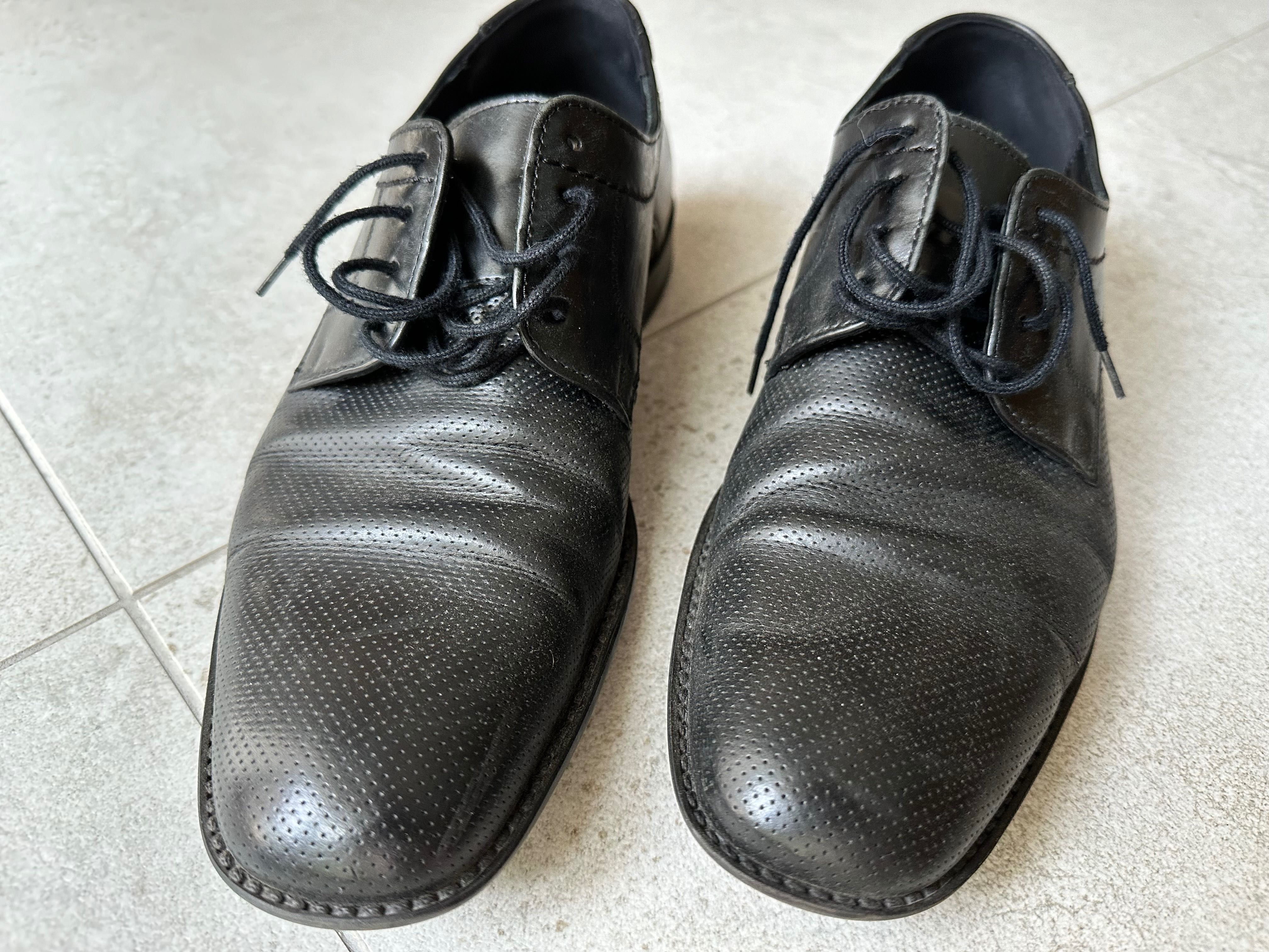 Buty męskie eleganckie czarne do garnituru perforowane Lloyd r 43