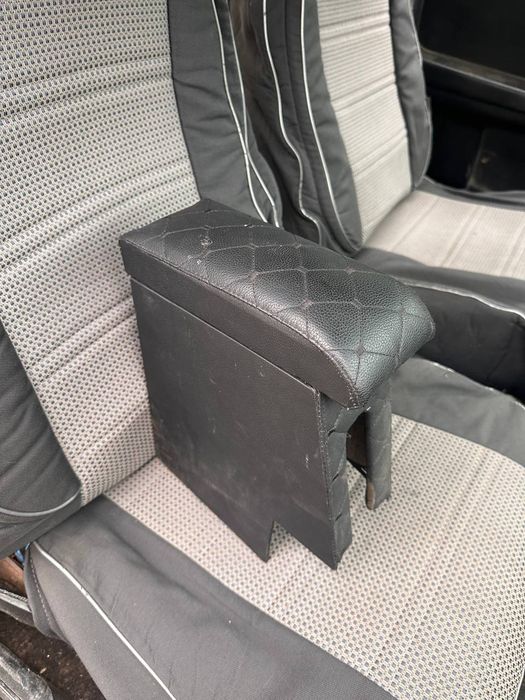 Подлокотник Ваз Жигули Таврия Славута