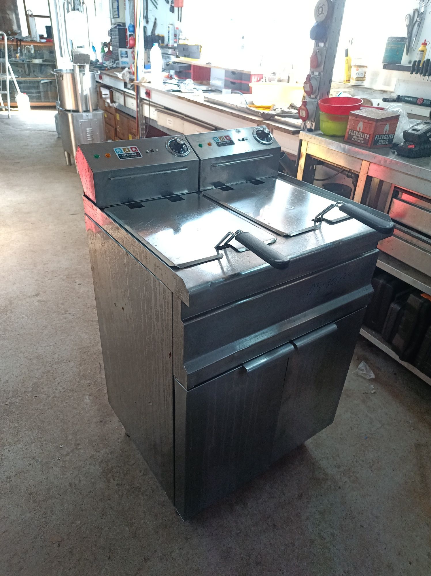 Fritadeira elétrica 7,5 kW x2