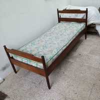 Cama de solteiro completa