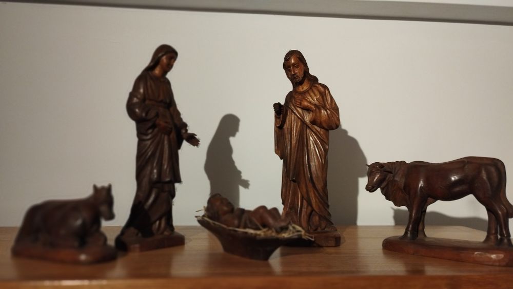 Presépio figuras madeira