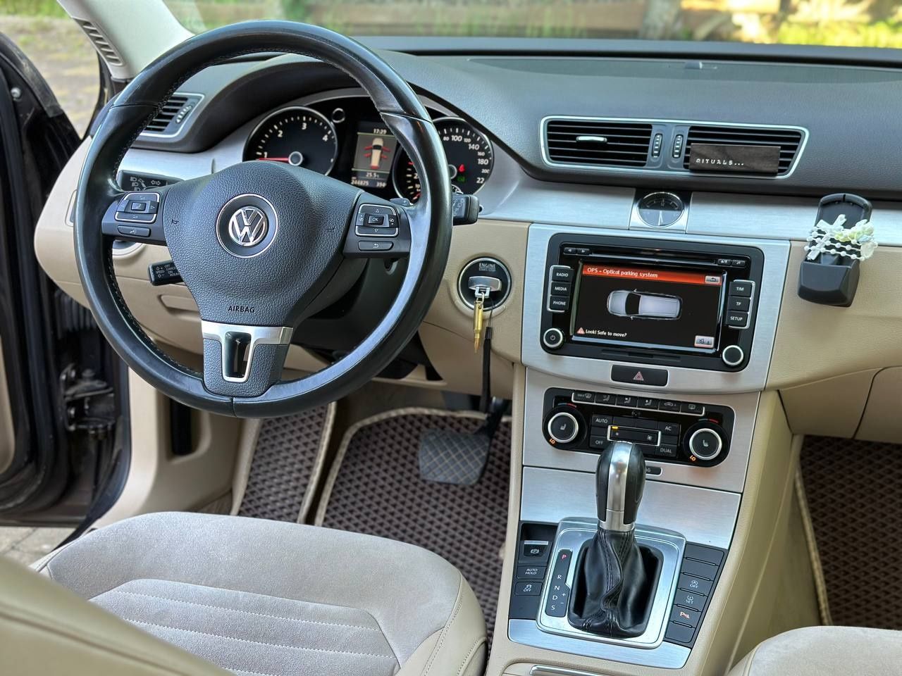 VW Passat b7 2011 hightline 2.0 TDI DSG DQ250