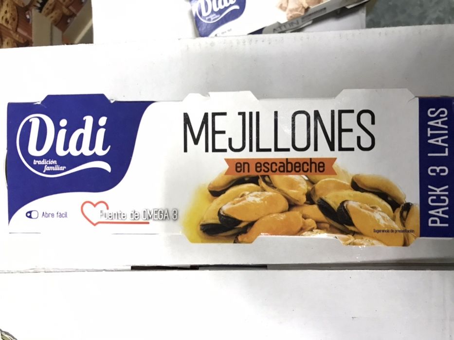 Тунець Тунец Кальмари Мідії морепродукти Didi