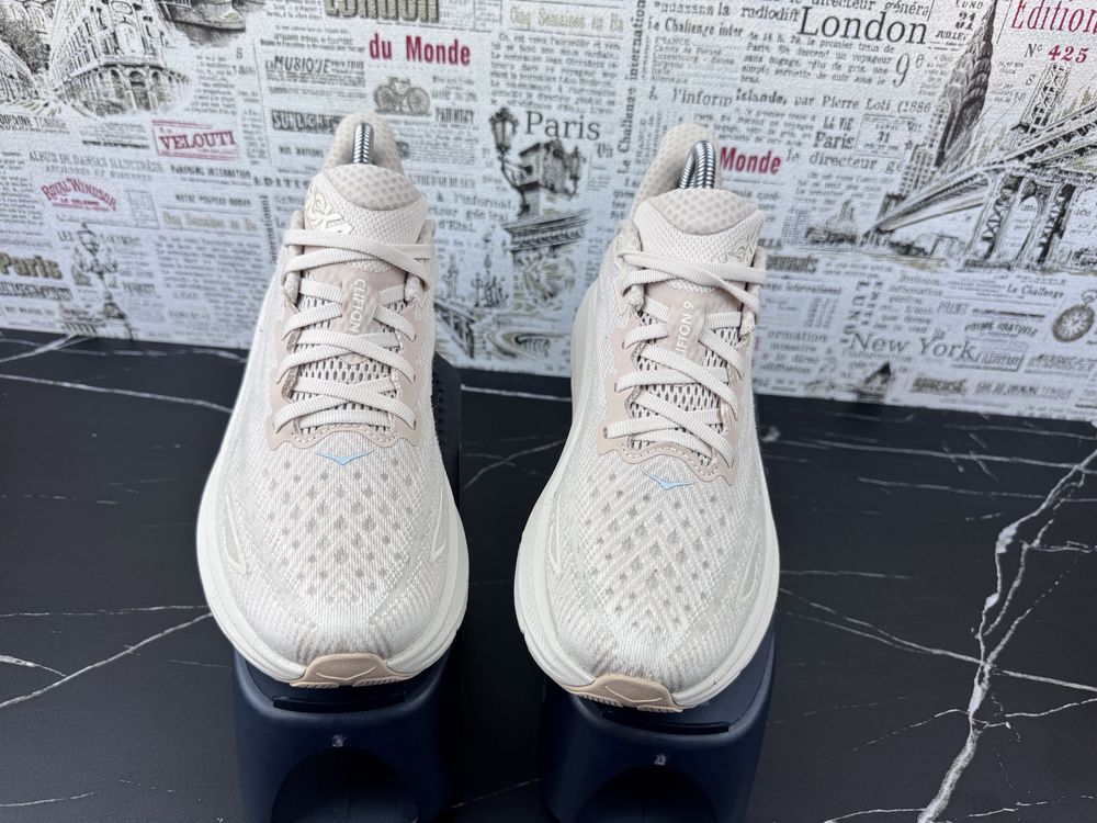 Оригінал Розмір 40 Кросівки Hoka One One Clifton 9 Взуття