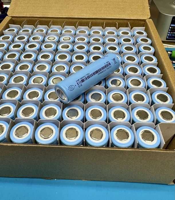Акумулятори 4000 mAh Lishen 21700 45А EVE 21700 40P  Grade A ‼️