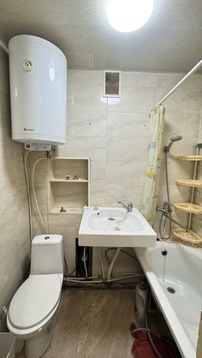 Продається 1 кімнатна квартира на Миколаівці