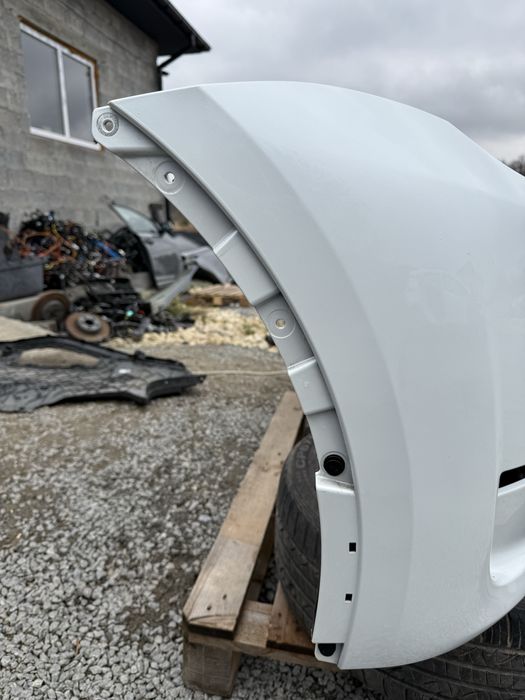 Бампер Tesla Model Y перід рестайлінг