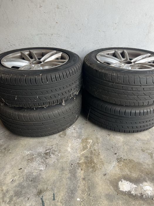 Vendo jantes 16 com pneus