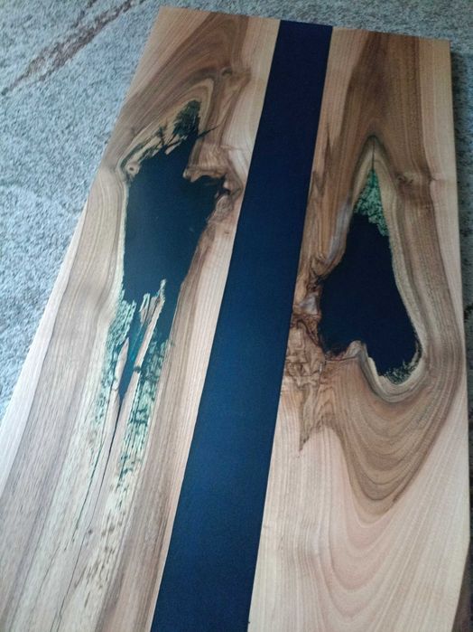 Blat pod stolik kawowy z orzecha włoskiego w żywicy że