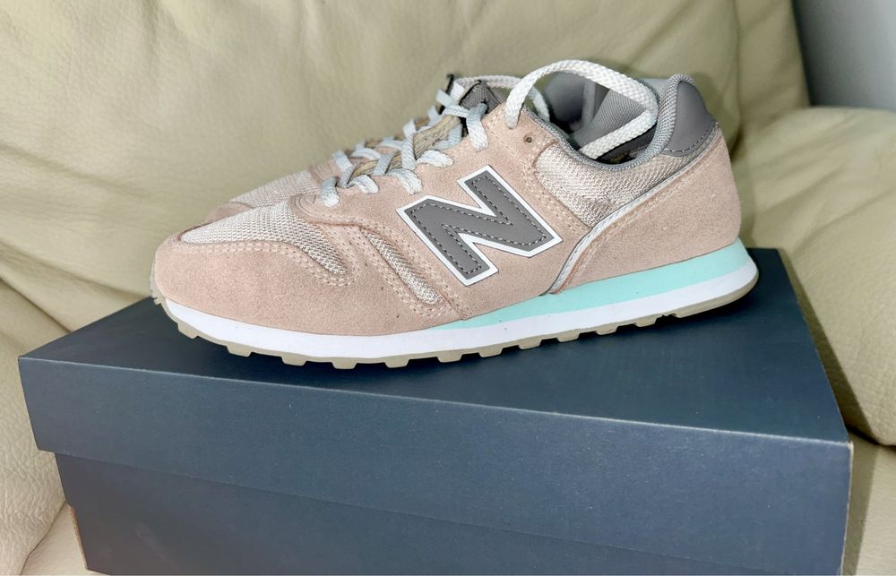 Sneakersy New Balance 38