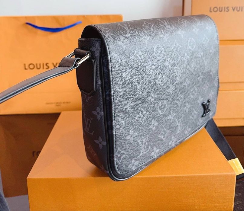 Мужская сумка  Louis Vuitton District чоловіча сумка на через плече