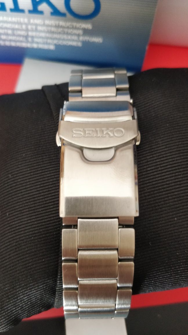 Seiko Automático calibre 24