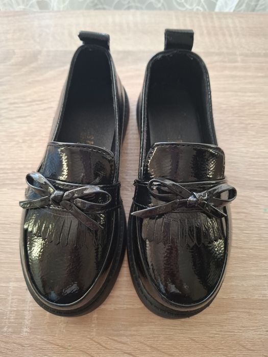 Лофери для дівчинки