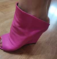 Туфлі-босоніжки Balenciaga