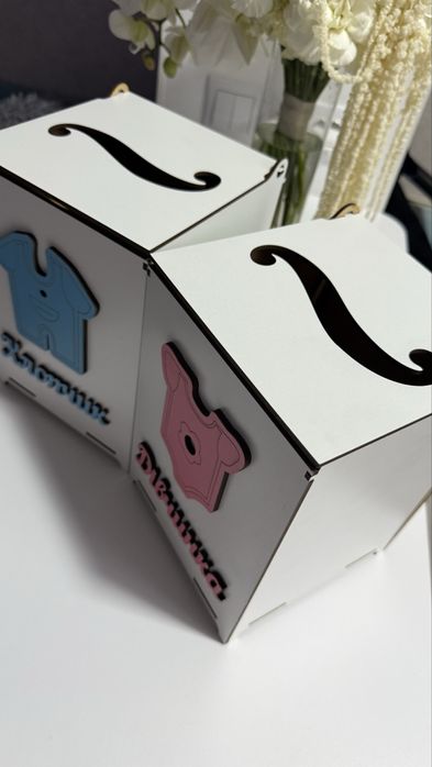 Коробки для весілля на хлопчика на дівчинку