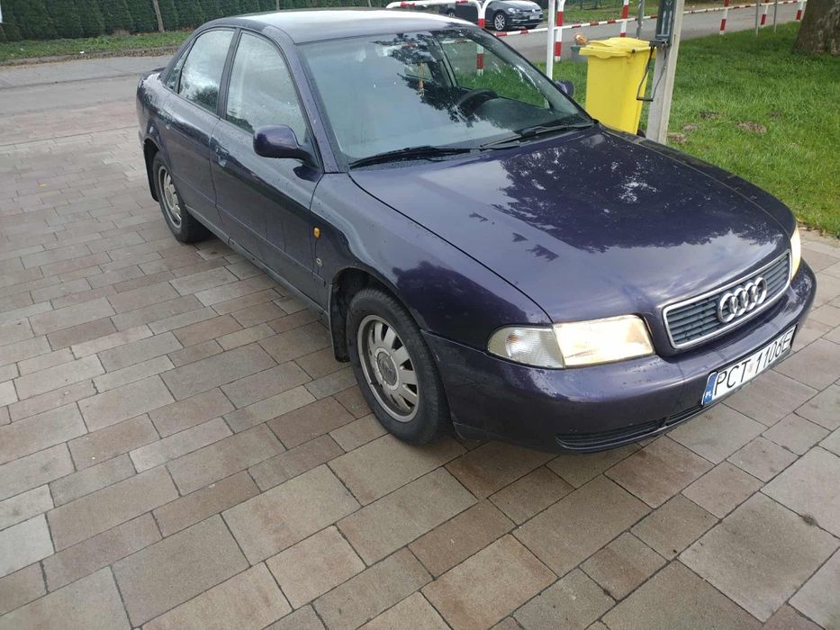 Audi a4 1.6 benzyna