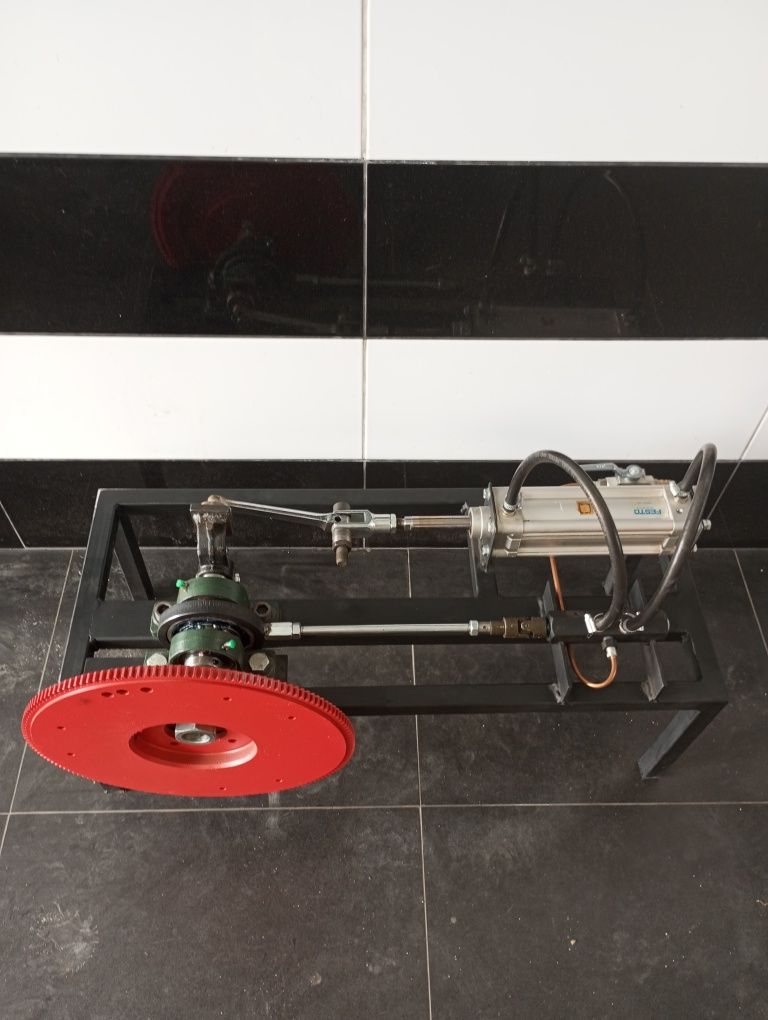 Silnik parowy model