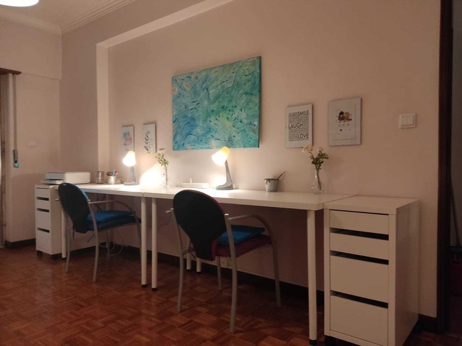 Quarto Estudantes Universitárias –2 AMIGAS-Metro à Porta