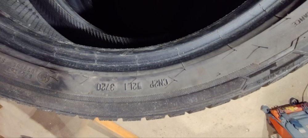 Зимові шини Barum Polaris 5 245/40 R18