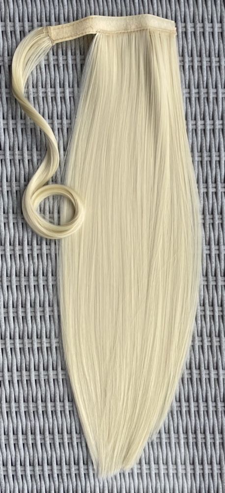 Włosy doczepiane, jasny blond, kucyk, treska 55 cm ( 152 )