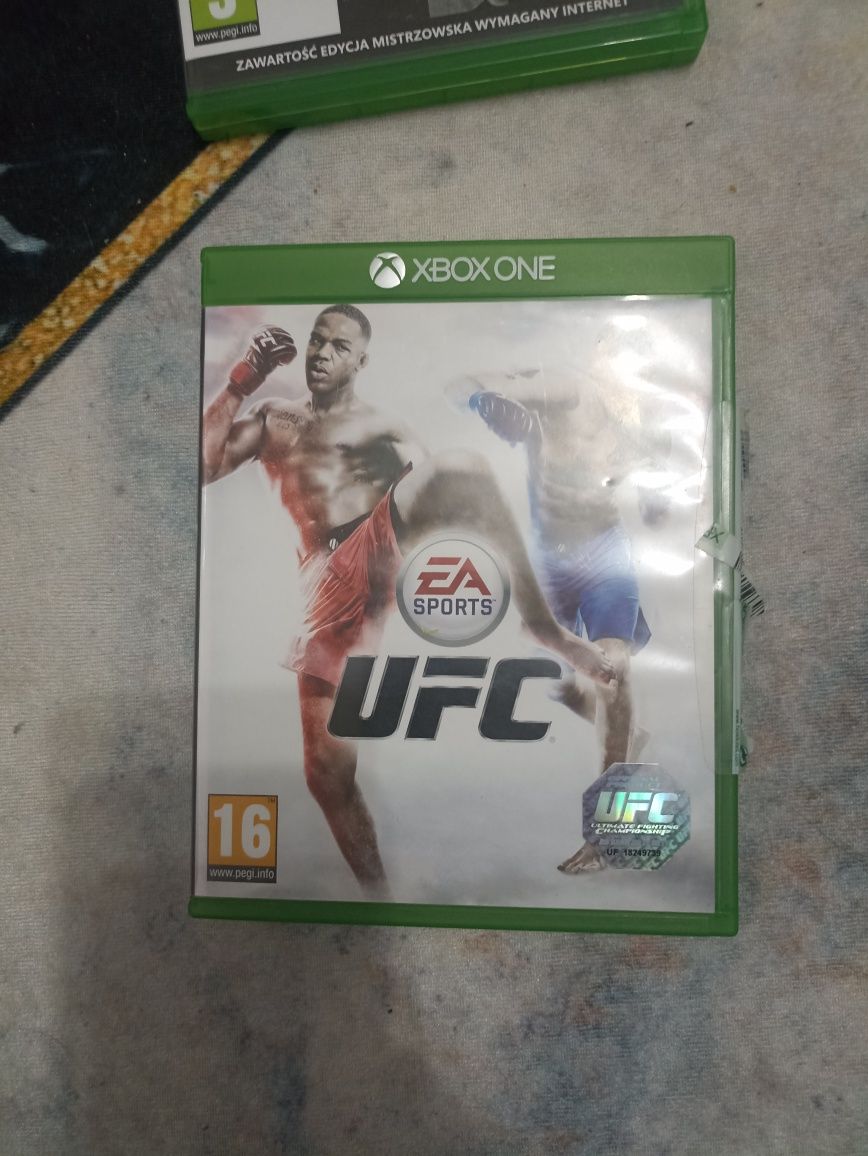 Sprzedam grę UFC Xbox one