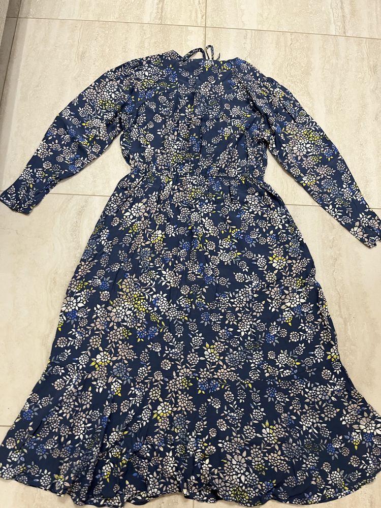 Дуже гарна сукня бренду Marks and Spencer
