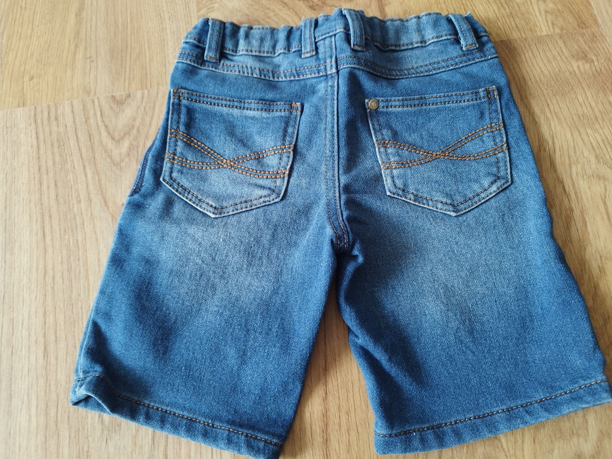 Spodenki jeansowe chłopięce 116