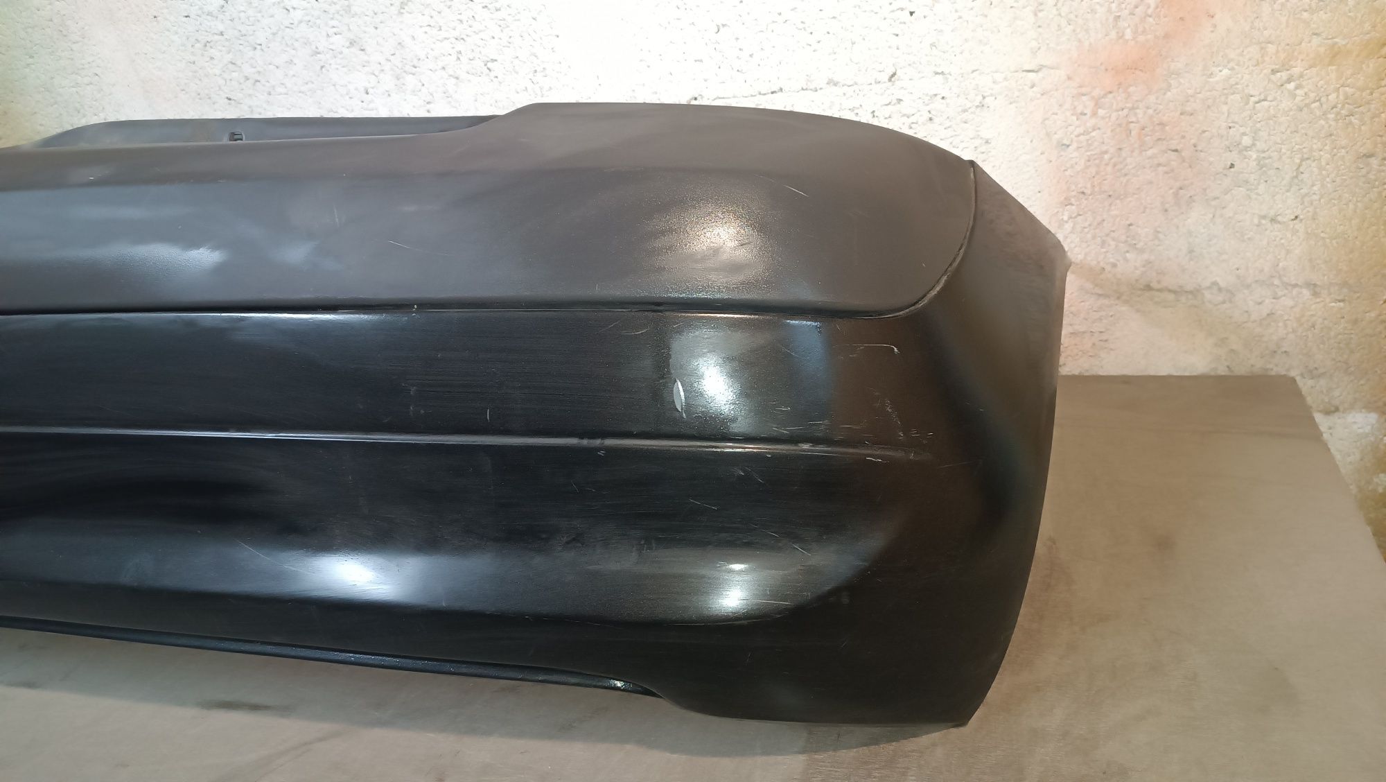 Vendo parachoque de trás Renault Clio 2 ano 1998/2004