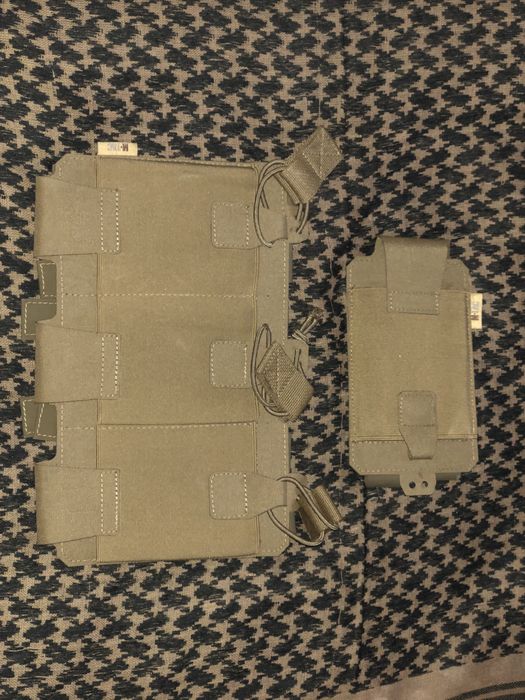 Продажа возможна  одним лотом или по отдельности