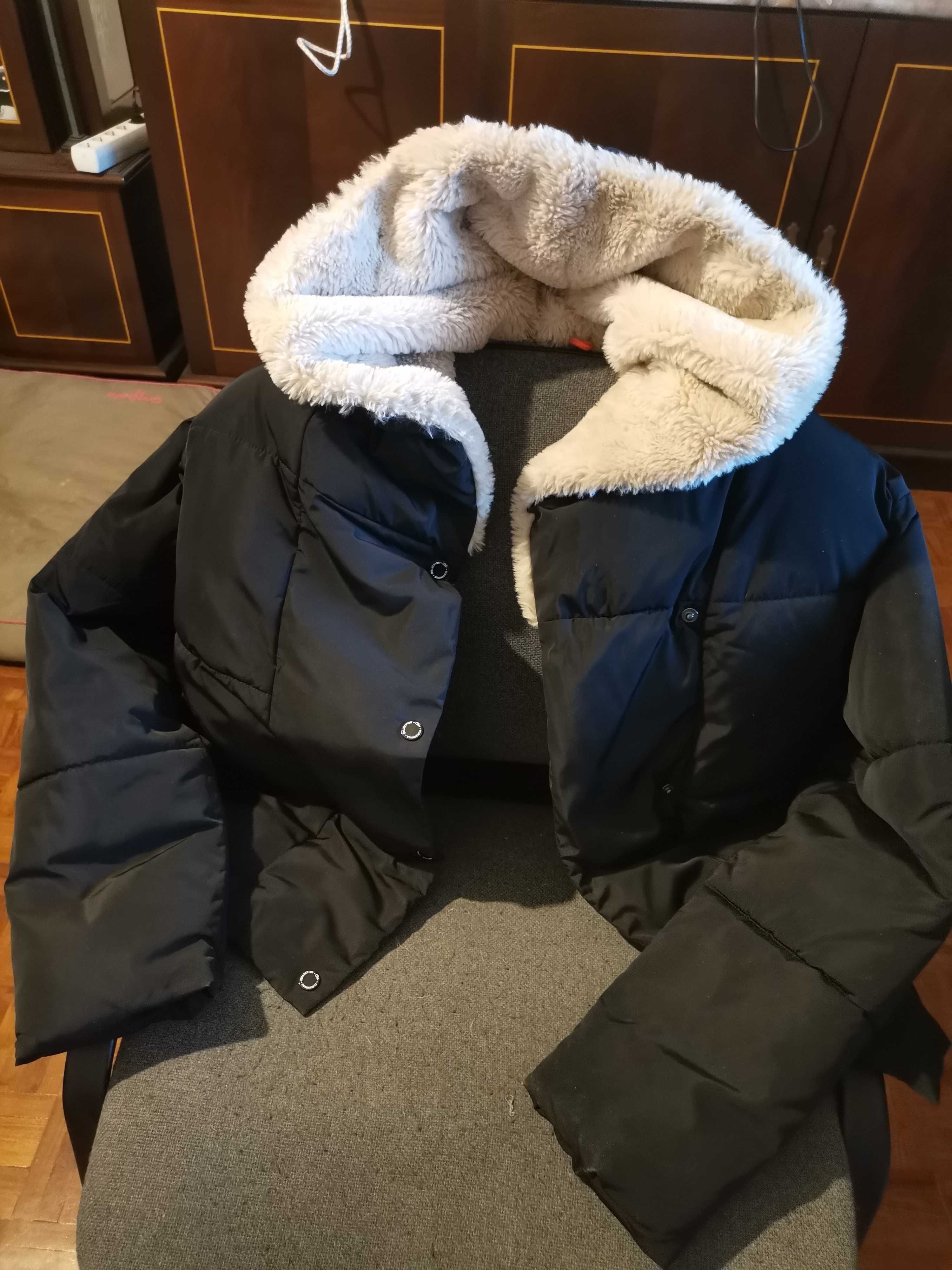 Blusão quente c/ gorro forrado a pelo