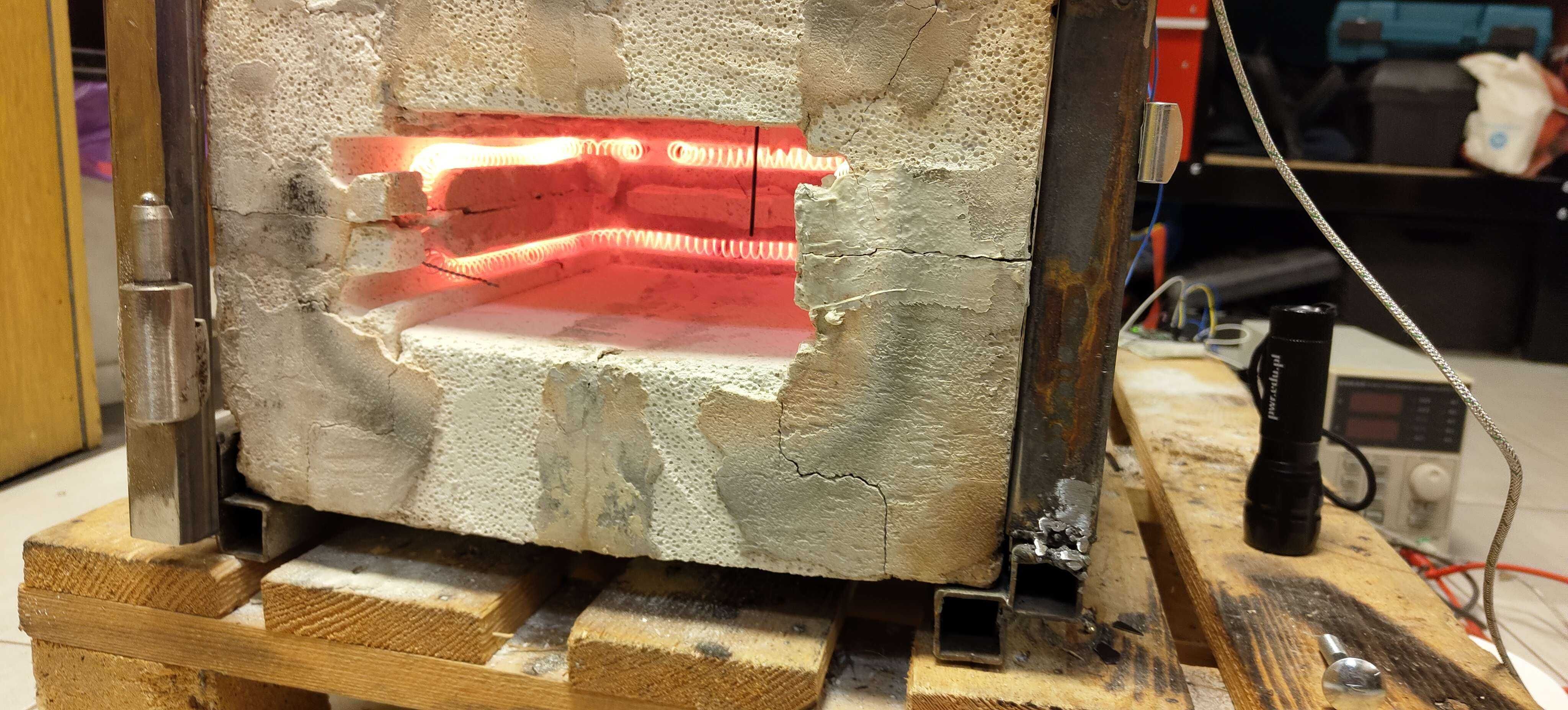Piec wysokotemperaturowy do 1200°C z modułem WiFi