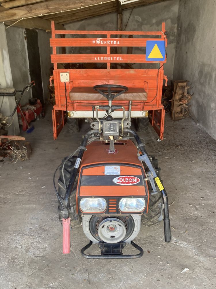 Tractor quase novo