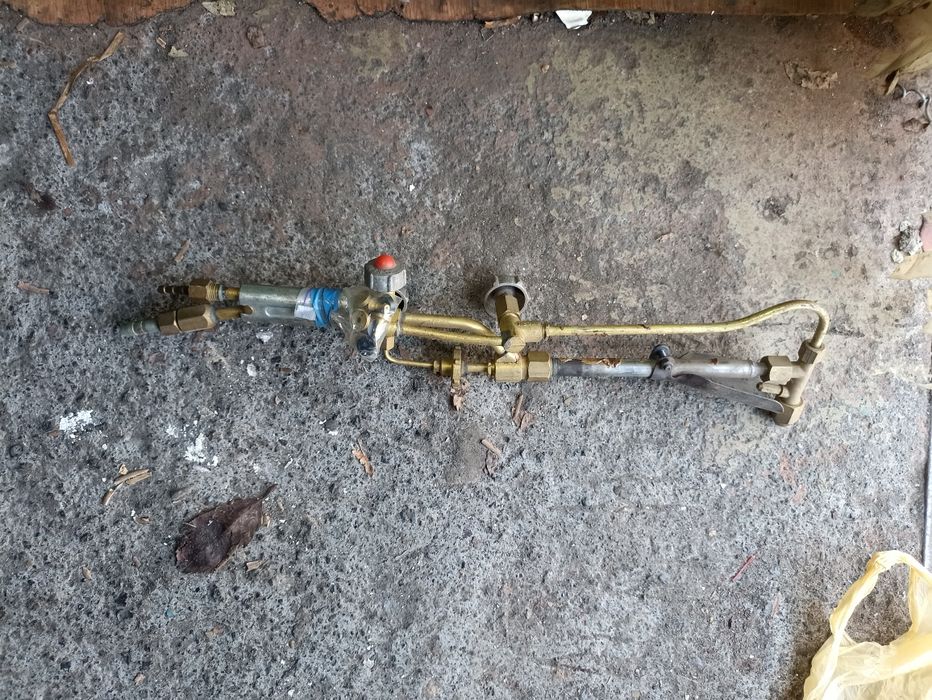 Бензорез новый с насадками