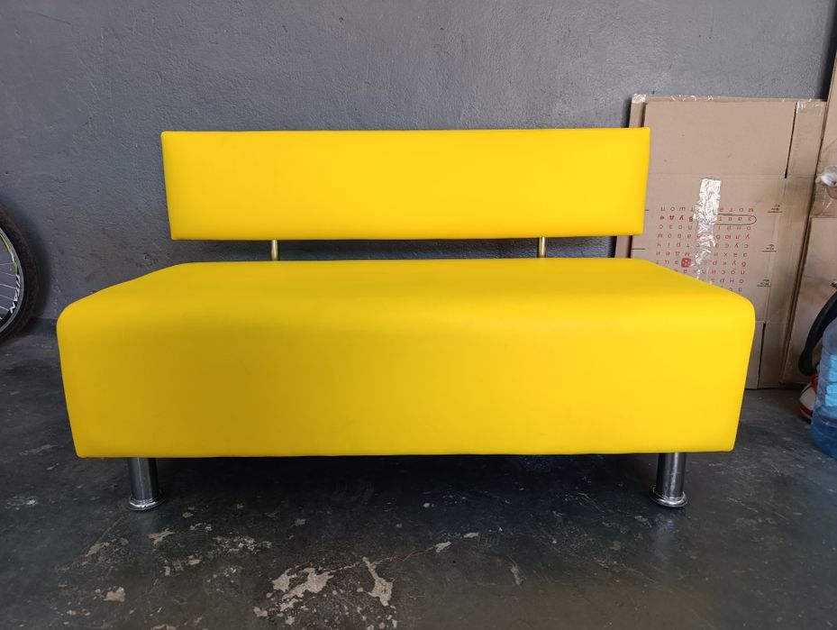 Диван, стан нового.