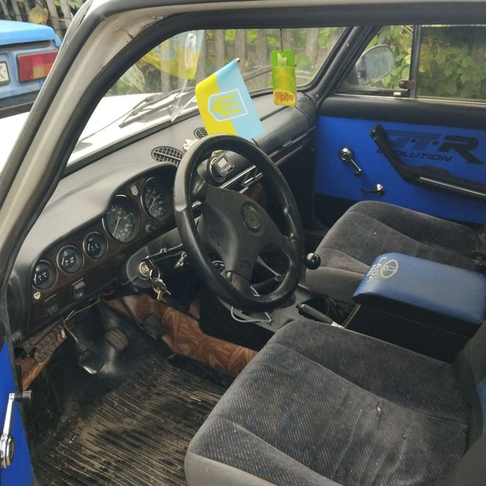 Продам ваз 2106 сів і поїхав