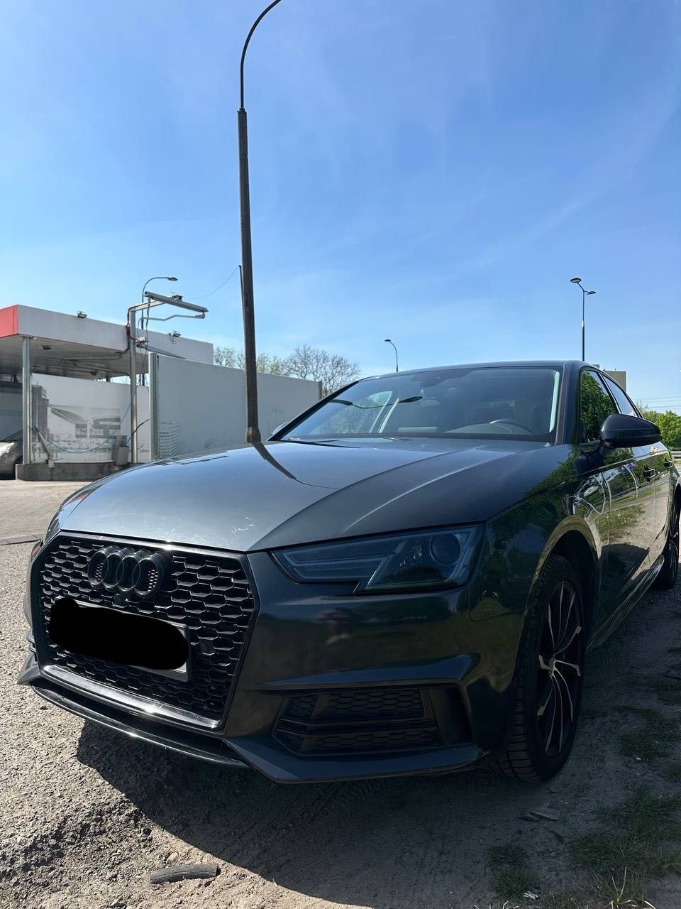 Audi A4 PREMIUM 2016