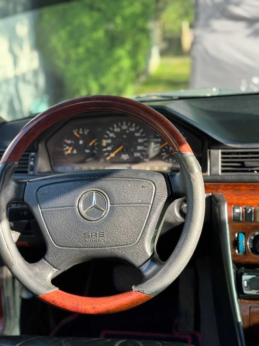 Mercedes-Benz E250 (W124), 1994 року випуску